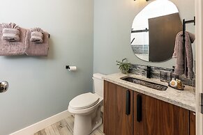 Seaside Oceanfront Inn