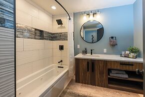 Seaside Oceanfront Inn