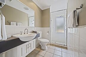 Ambassador on Ruthven