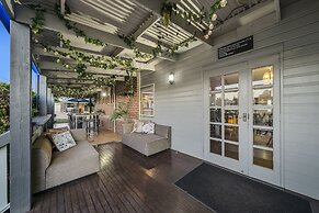 Ambassador on Ruthven