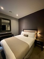 EPIC Apartments Seel Street