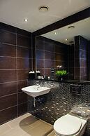 EPIC Apartments Seel Street