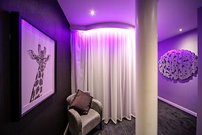 EPIC Apartments Seel Street