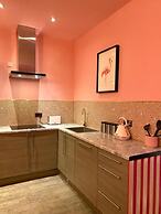 EPIC Apartments Seel Street