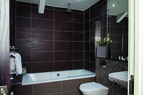 EPIC Apartments Seel Street