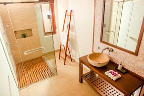 Baan Kluay Mai - Luxury Pool Villa