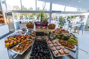 Dragut Point North Hotel