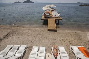 Dragut Point North Hotel