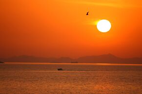 Dragut Point North Hotel