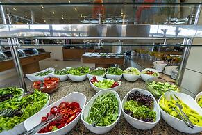 Dragut Point North Hotel