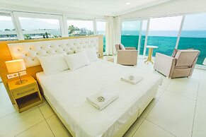 Dragut Point North Hotel