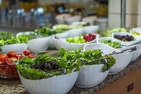 Dragut Point North Hotel