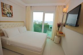 Dragut Point North Hotel