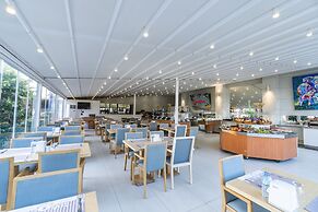 Dragut Point North Hotel