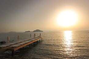 Dragut Point North Hotel