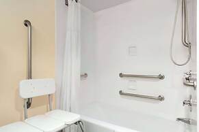 Ramada by Wyndham Alpena