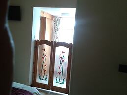 West Coast House B&B