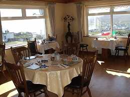 West Coast House B&B