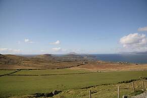 Broadlands Bed and breakfast