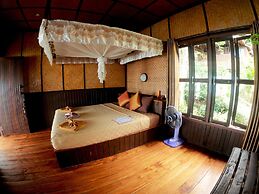 Phi Phi Relax Beach Resort