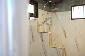 Phi Phi Relax Beach Resort