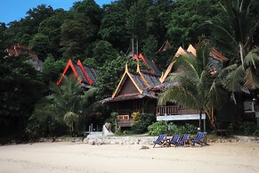 Phi Phi Relax Beach Resort