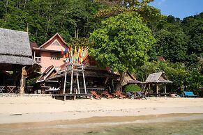 Phi Phi Relax Beach Resort