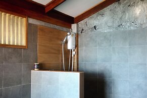 Phi Phi Relax Beach Resort