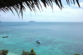 Phi Phi Relax Beach Resort