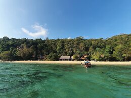 Phi Phi Relax Beach Resort