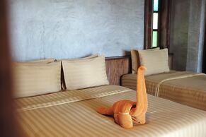 Phi Phi Relax Beach Resort