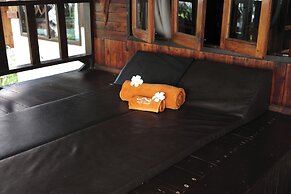 Phi Phi Relax Beach Resort