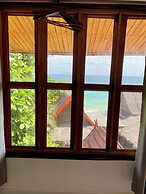 Phi Phi Relax Beach Resort