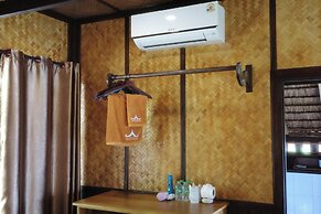 Phi Phi Relax Beach Resort