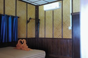 Phi Phi Relax Beach Resort