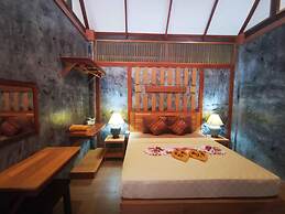 Phi Phi Relax Beach Resort