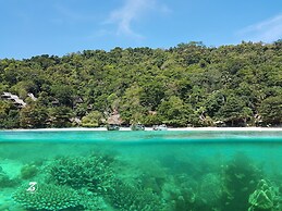 Phi Phi Relax Beach Resort