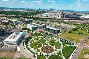Courtyard Philadelphia South at The Navy Yard
