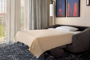 Courtyard Philadelphia South at The Navy Yard