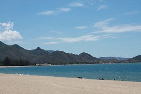 Con Ga Vang Resort