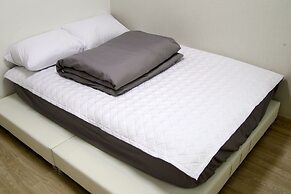 Dongdaemun Neighbors