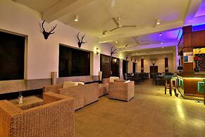 St. Lachlan Hotel & Suites