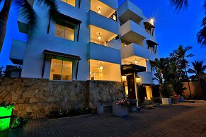 St. Lachlan Hotel & Suites