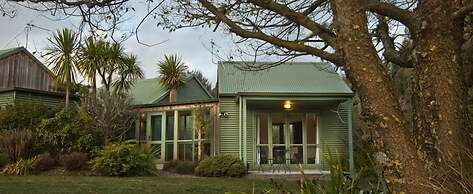 Whakaipo Lodge