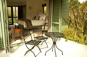 Whakaipo Lodge