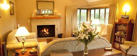 Whakaipo Lodge