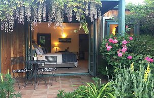 Whakaipo Lodge