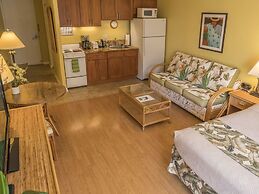 Tropical Studios at Marine Surf Waikiki