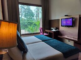 Oodles Hotel Chhattarpur South Delhi