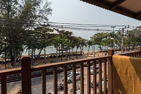 Jomtien Boathouse